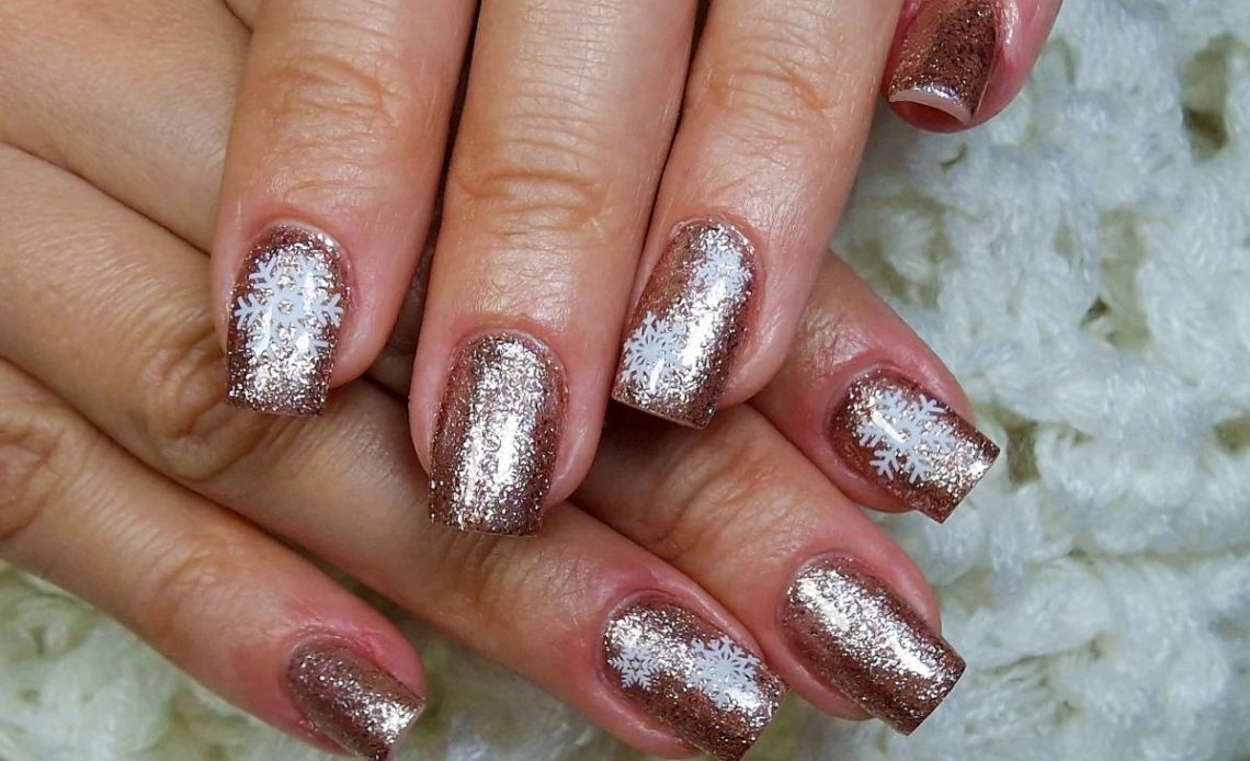 manicure sylwestrowy